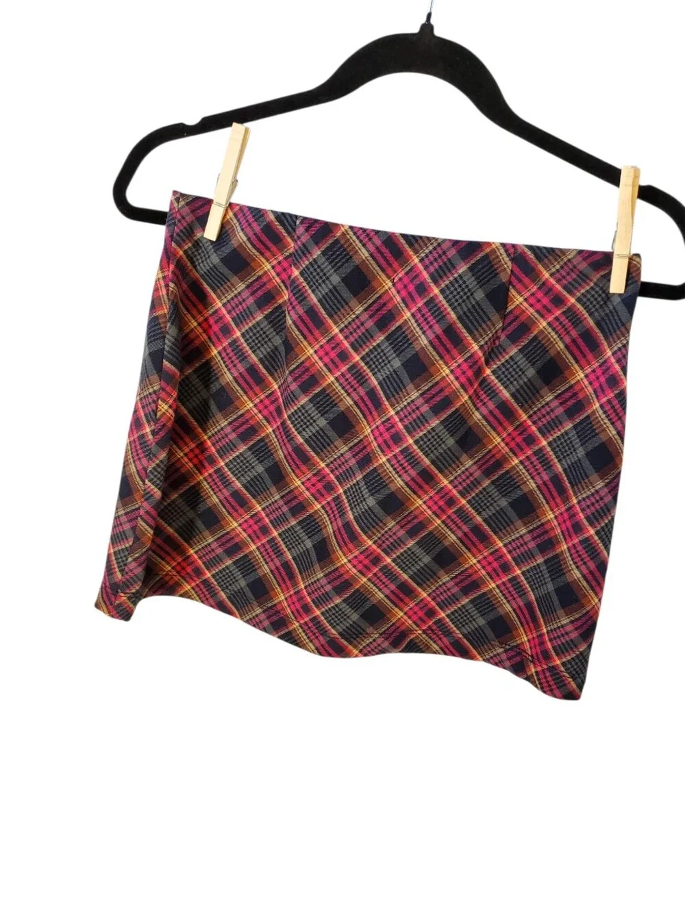 Girl's Old Navy Red and Black Plaid Mini Skirt A-line Size XL (14-16)